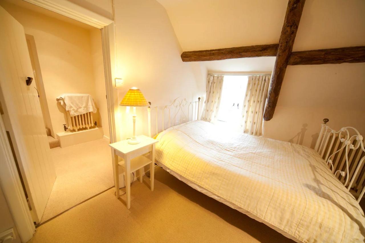 Afton Thatch: Beautiful Thatched Family Cottage Freshwater Luaran gambar