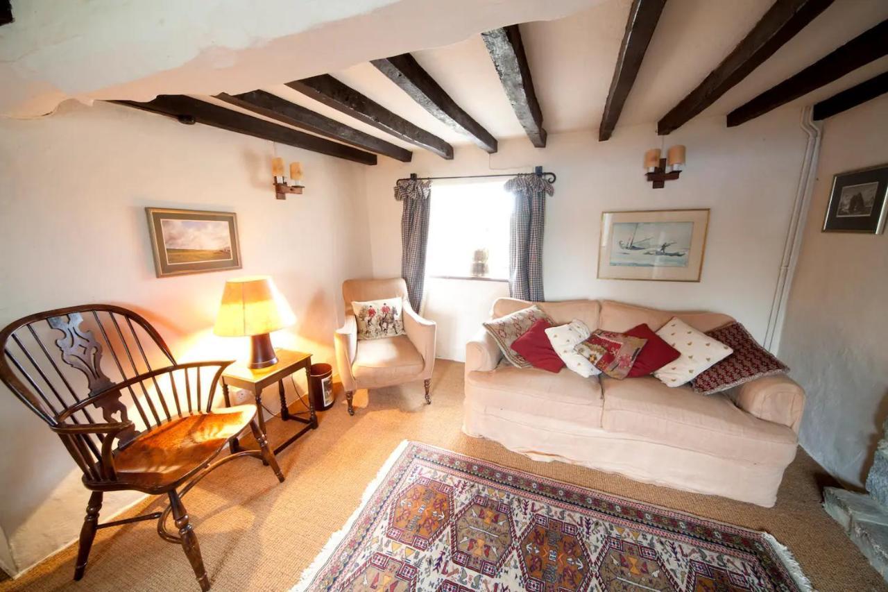 Afton Thatch: Beautiful Thatched Family Cottage Freshwater Luaran gambar